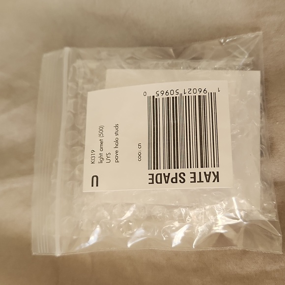 Kate Spade You're a gem Pave Halo studs - Picture 7 of 7